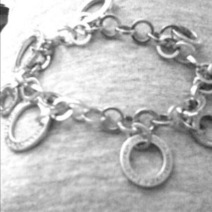 Meet your Posher, Carol